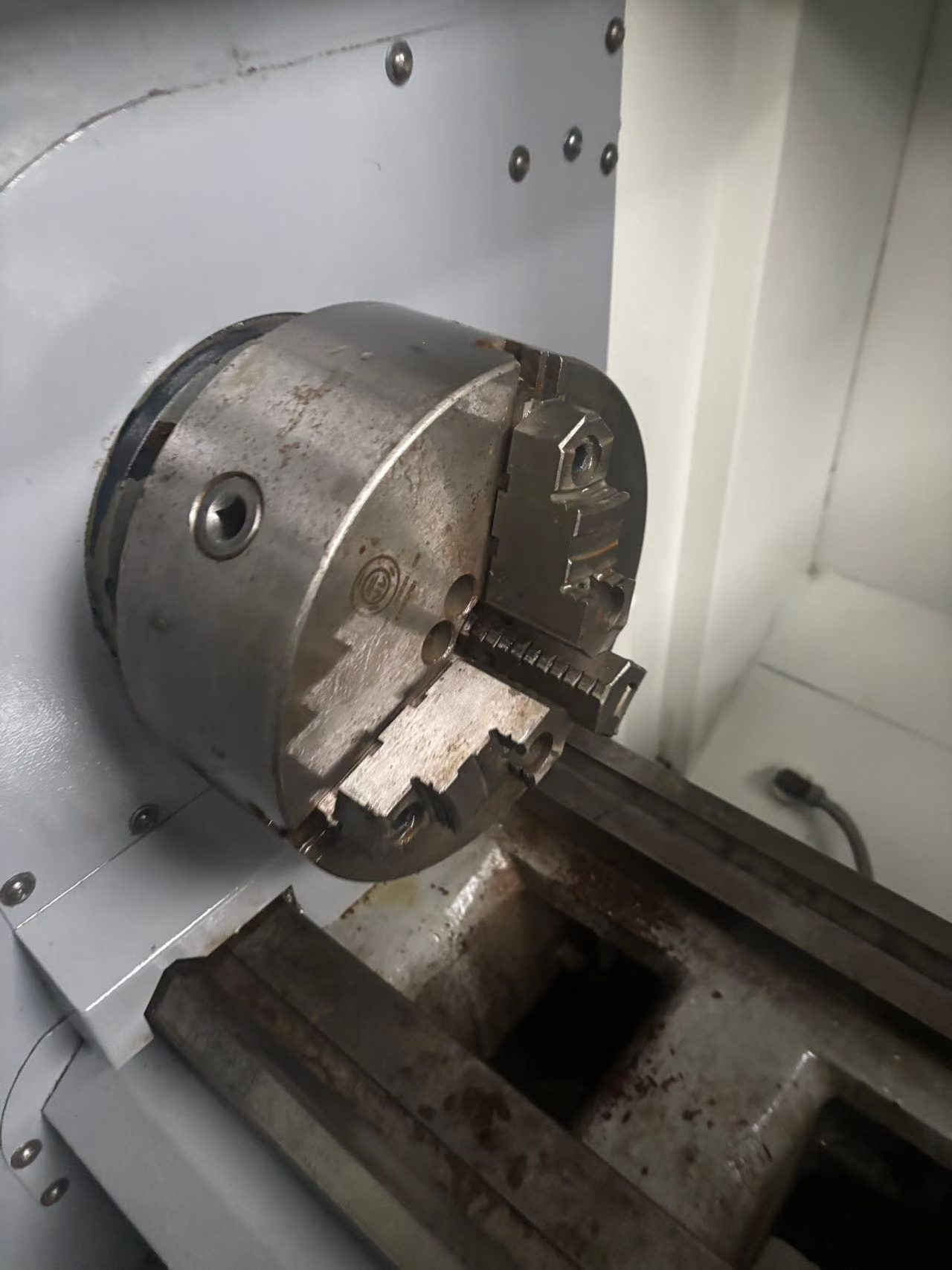 Used 2021 Shenyang 4085 CNC Lathe with GSK 980 TDi photo 4