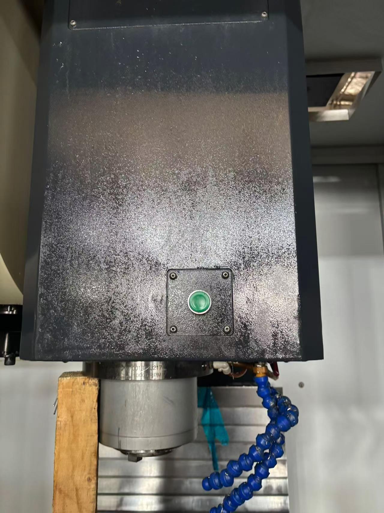 Used Sigma 855 Vertical Machining Center with FANUC 0i-MF Plus photo 3