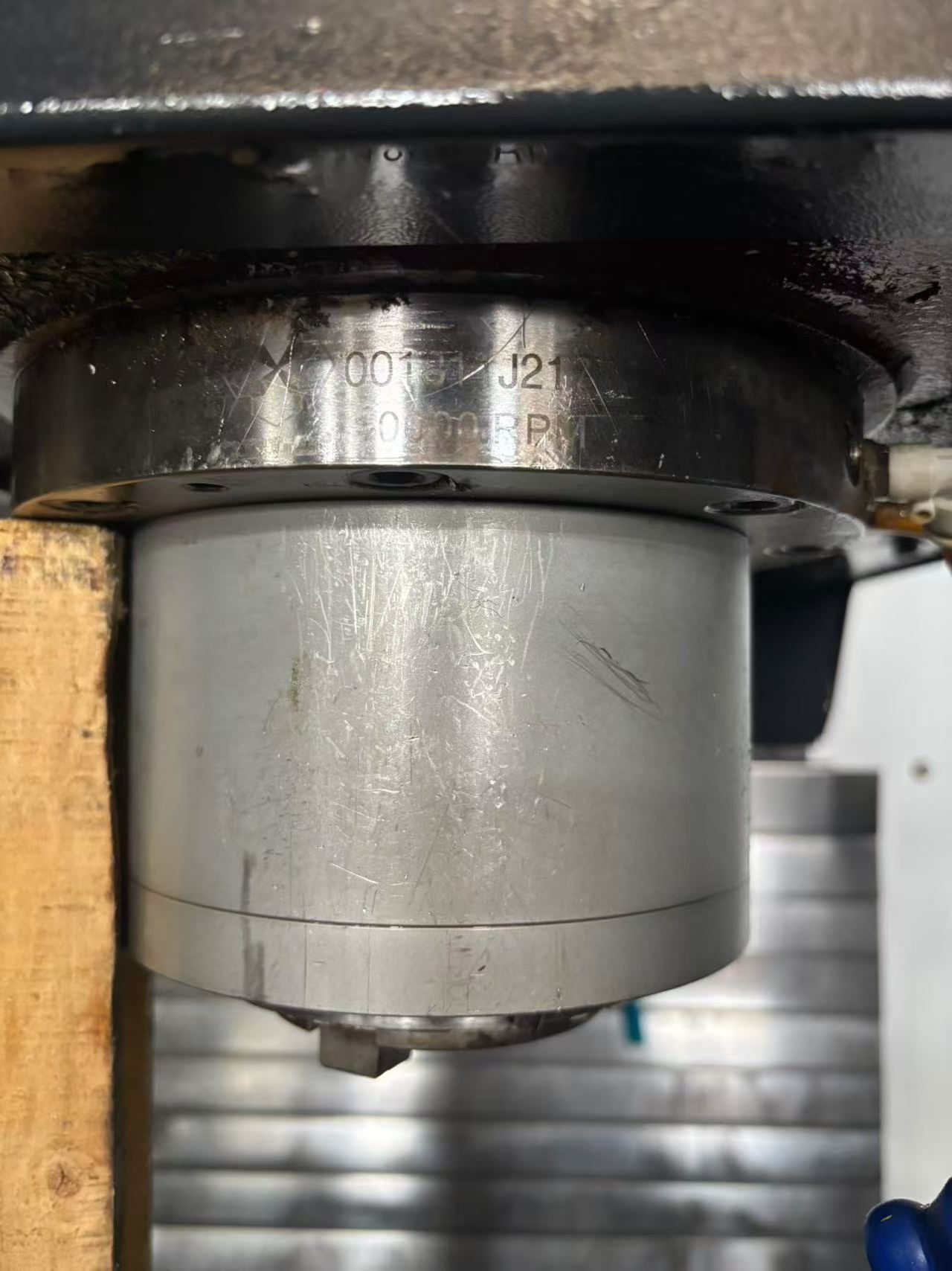 Used Sigma 855 Vertical Machining Center with FANUC 0i-MF Plus photo 5