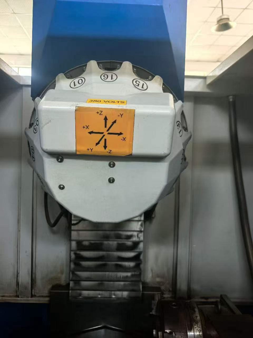 Used Yuhuan Nuowei 640 High-Speed Drilling and Tapping Center photo 2