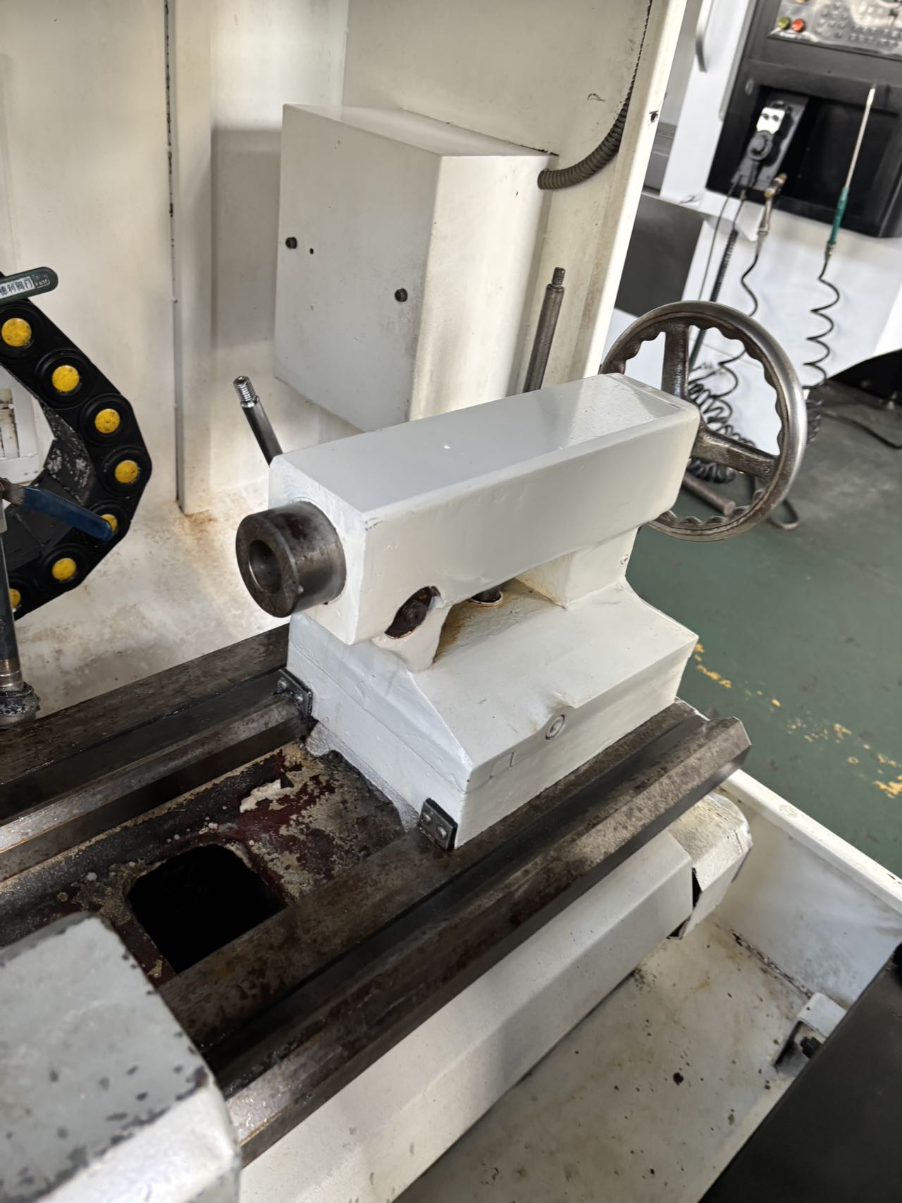 Used Tangxi Gear 360 CNC Lathe with KND K 100 Control photo 5