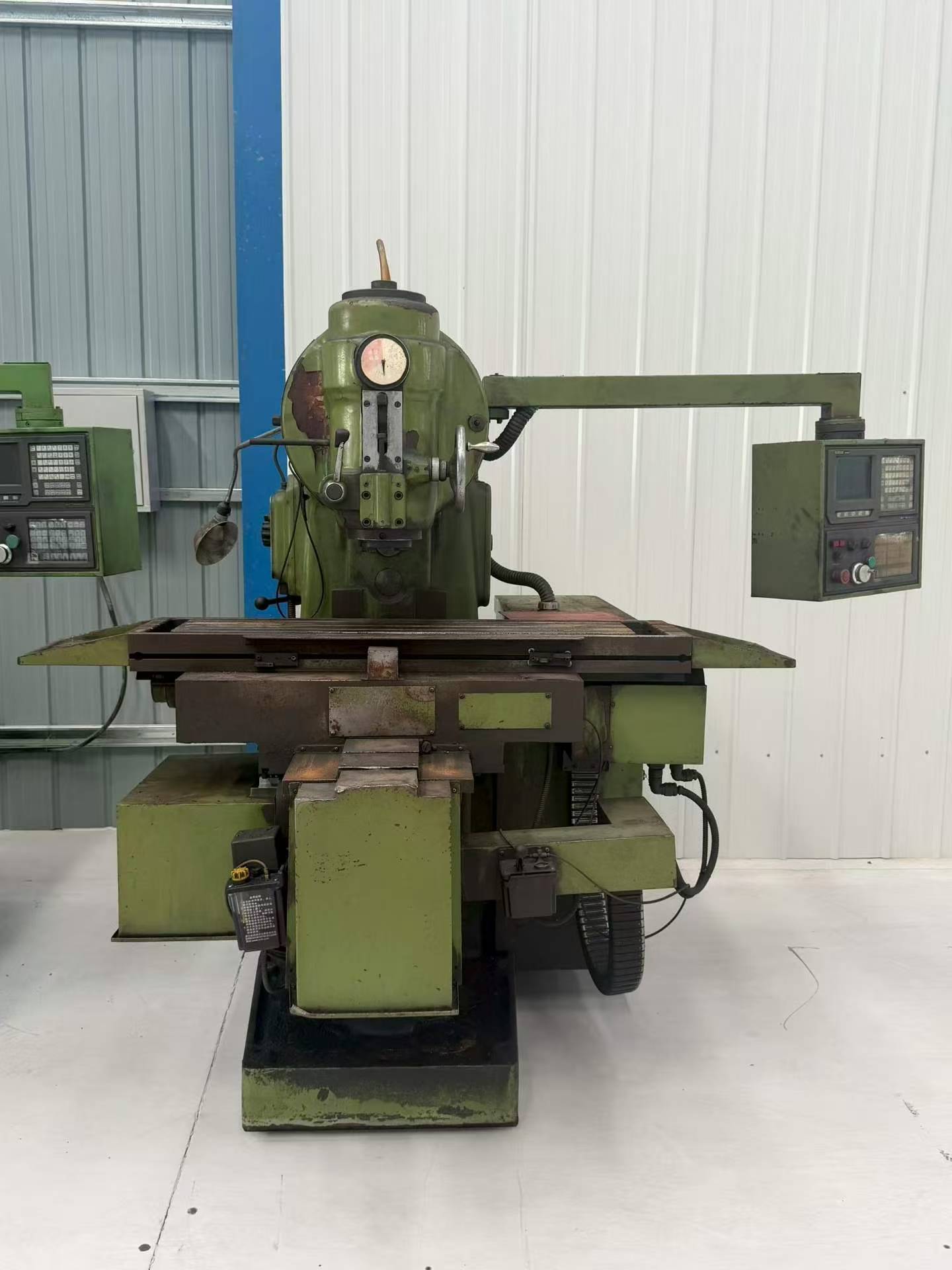 Used Nantong 5032 CNC Milling Machine with GSK 983 M photo 2