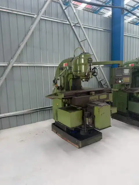 Fresadora CNC Nantong 5032 usada con GSK