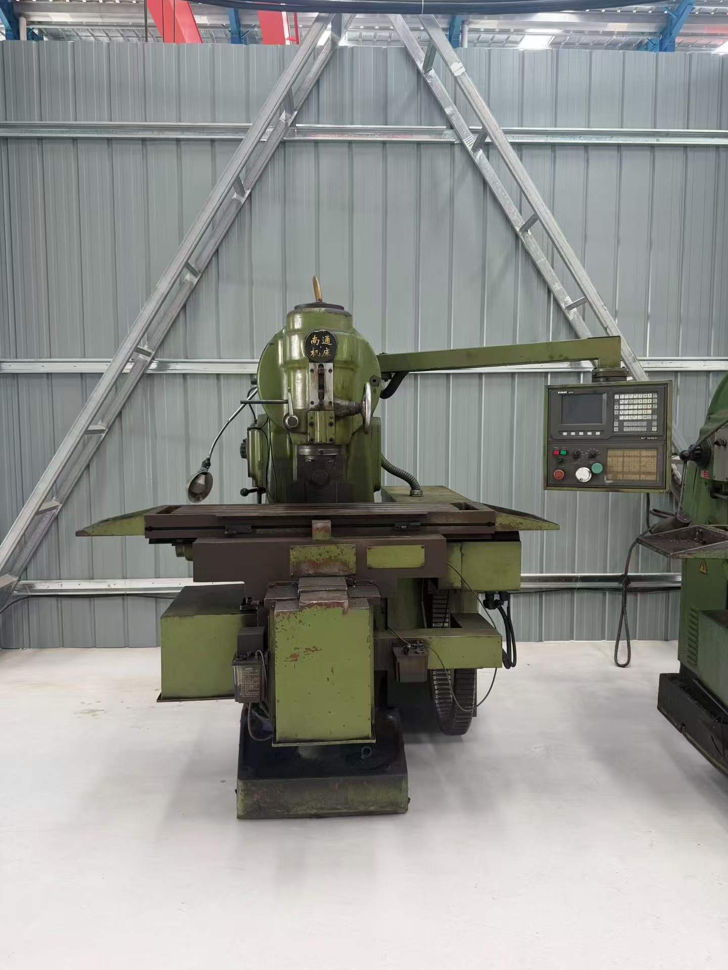 Used Nantong 5032 CNC Milling Machine with GSK photo 2