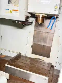 Used Milltronics VM 2016 Machining Center with FANUC MD photo 5