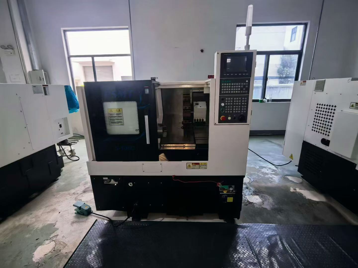 Used Pinshang S-106 C CNC Lathe with SYNTEC 22 TA photo 2
