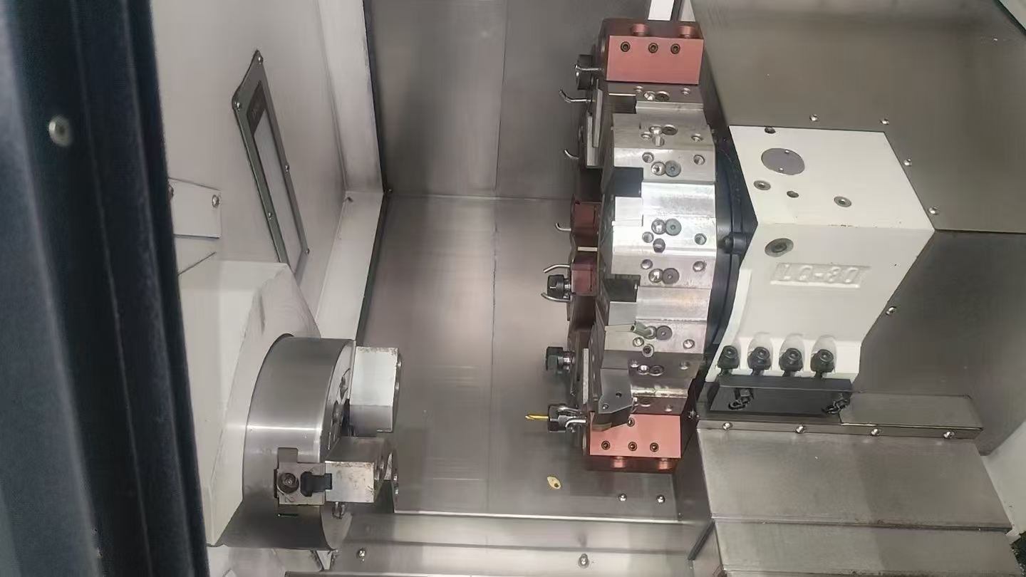 Used Pinshang S-106 C CNC Lathe with SYNTEC 22 TA photo 4
