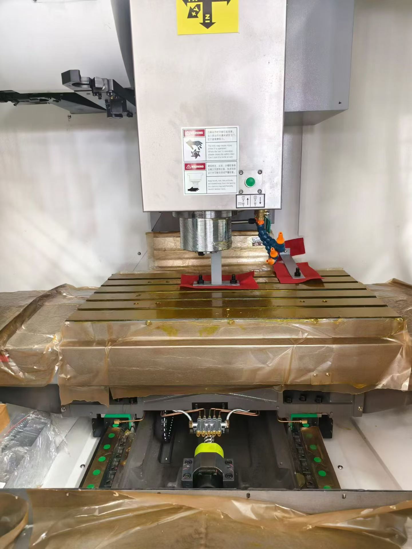Used VMC 1160 Vertical Machining Center with SYNTEC 22 MA Control photo 6