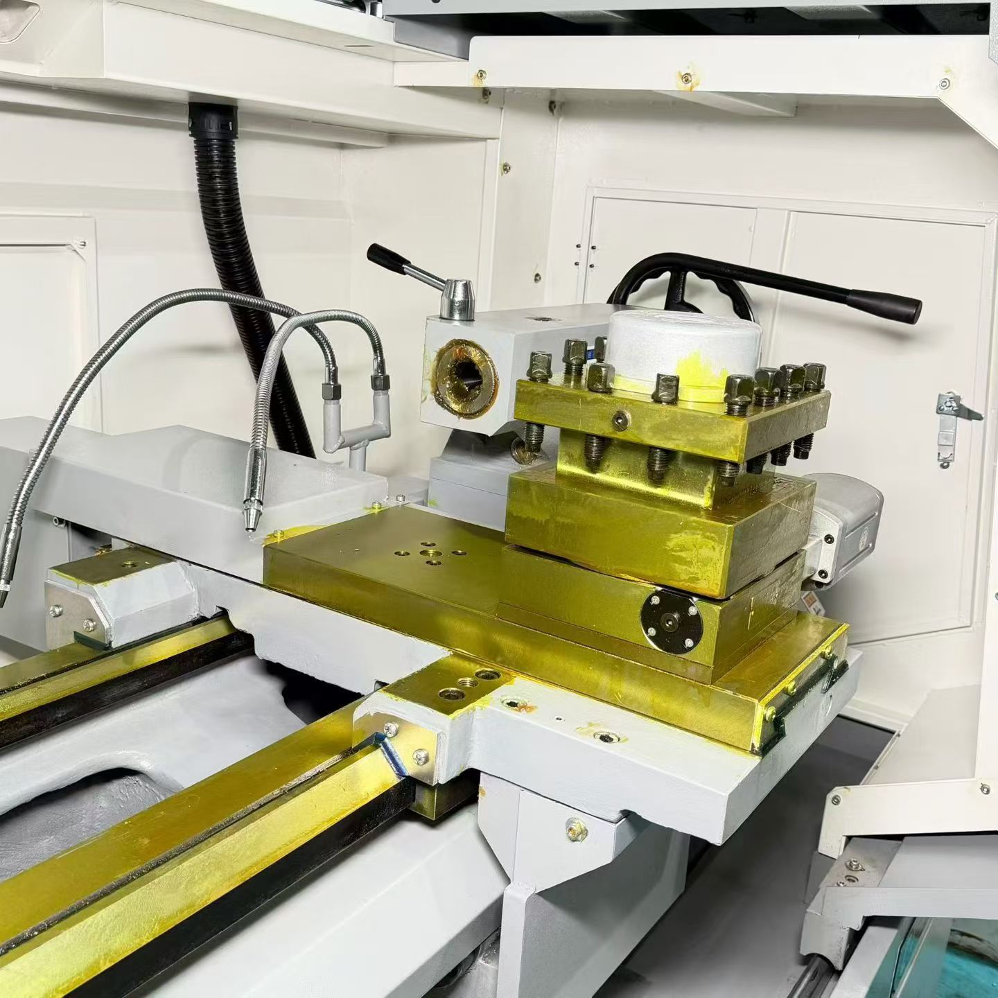 Brand New Yunnan CY-K 6150 B/1000 CNC Lathe photo 6