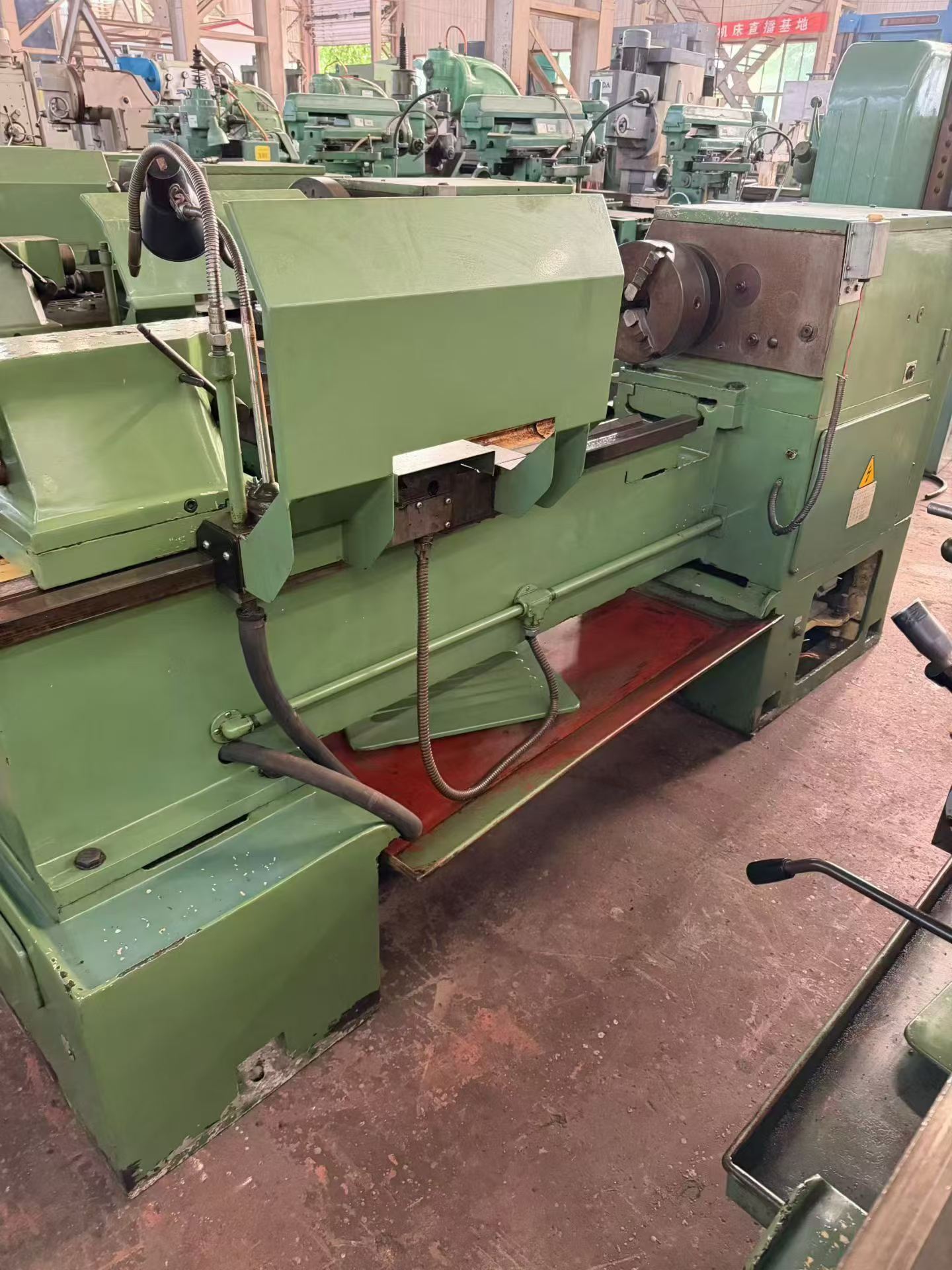 Used Baoji Lathe 1 m x 6240 photo 4
