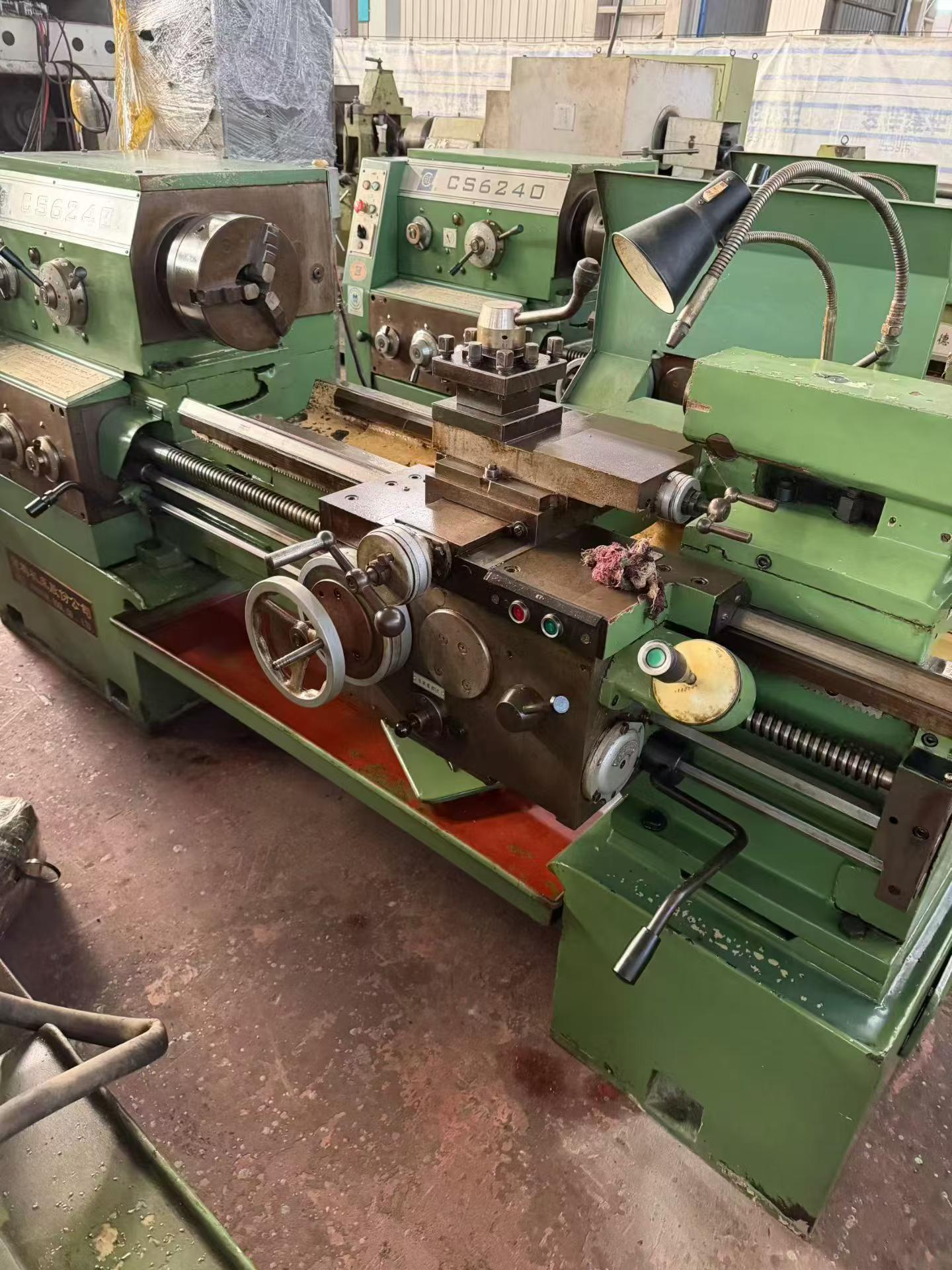 Used Baoji Lathe 1 m x 6240 photo 5