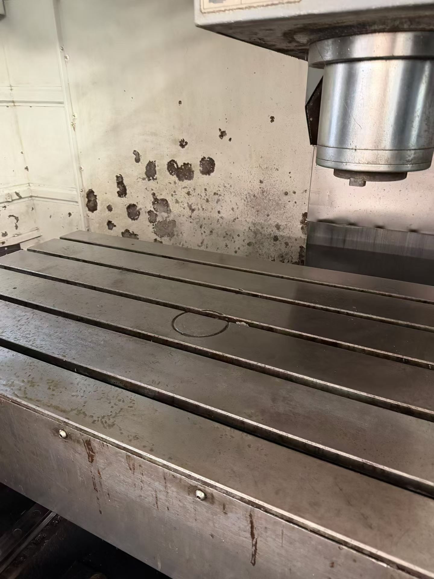 Used 1580 Vertical Machining Center with FANUC 0i-MF Plus photo 5