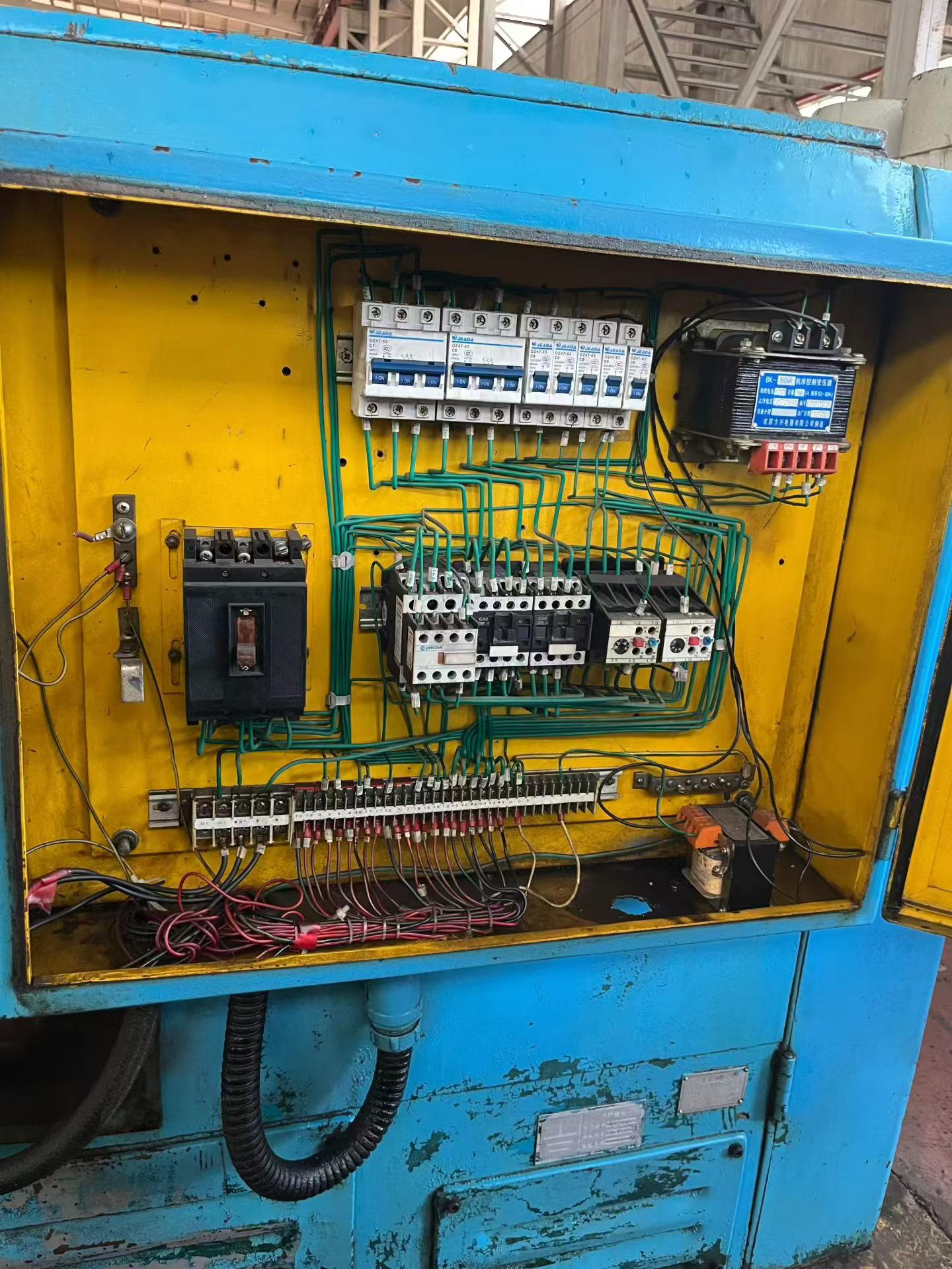 Used Dalian 1.5 m 6163 Lathe photo 7