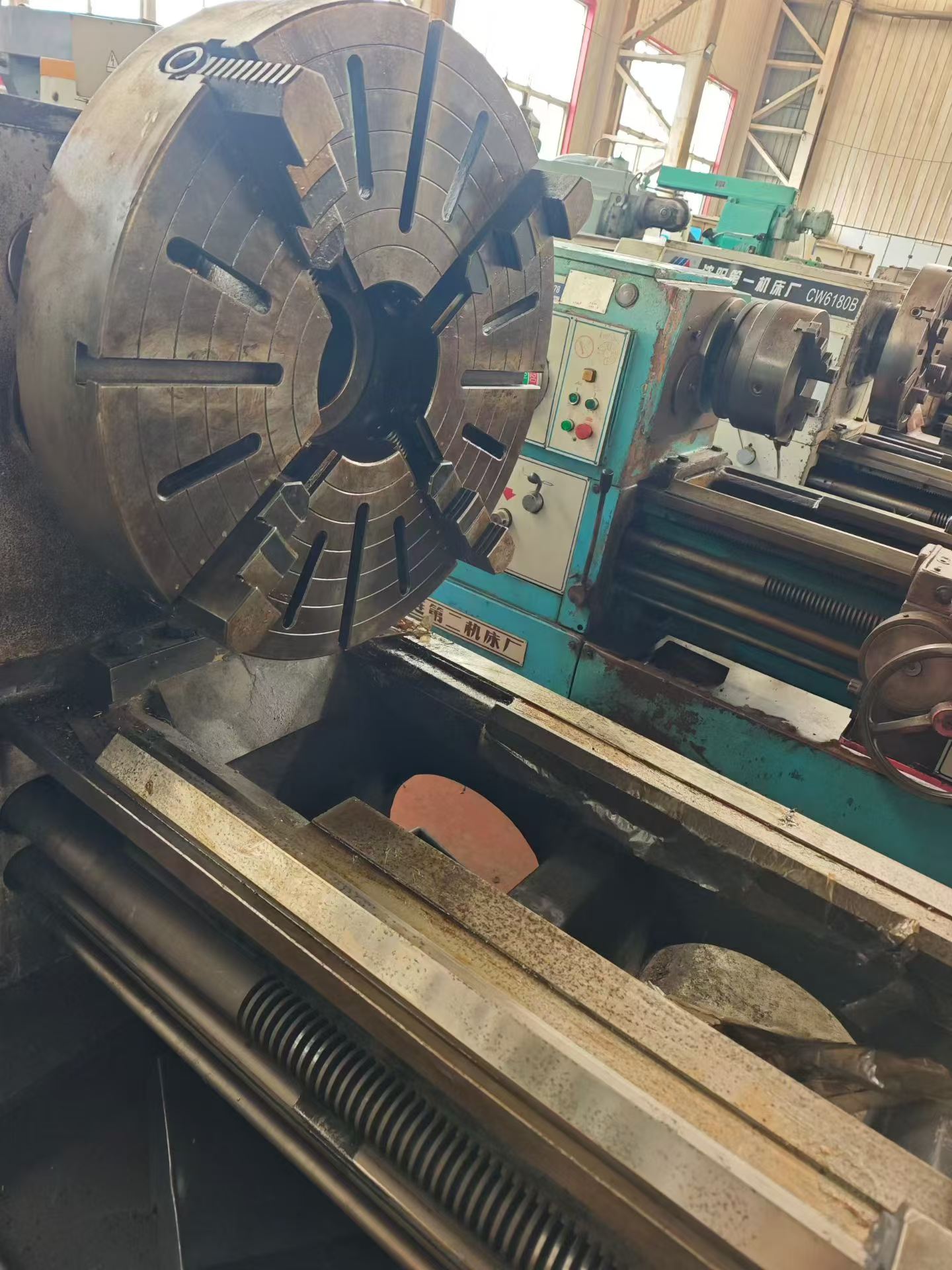 Used Dalian 6180 Lathe, 1.5 m Bed, 90% New photo 4