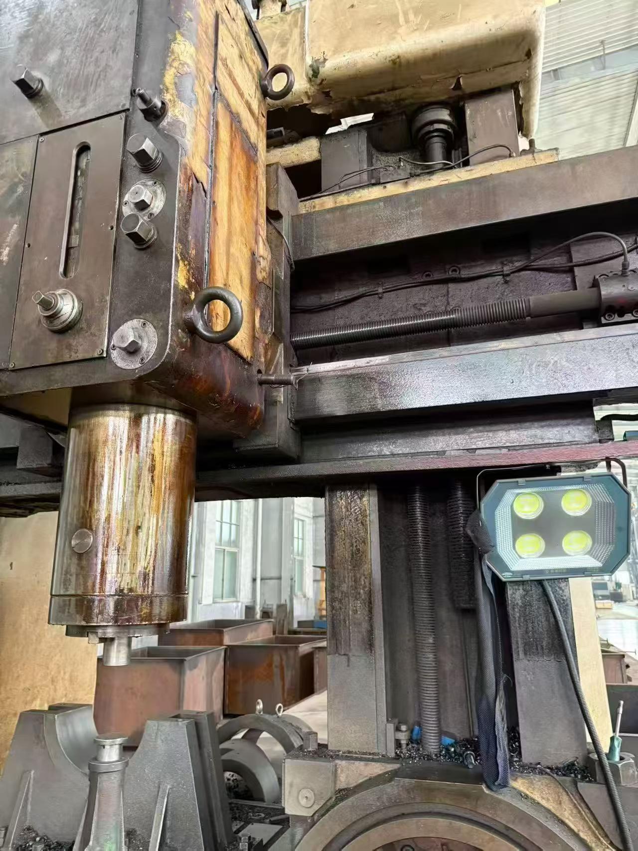 Used 1.7 x 5 m Heavy-Duty Gantry Milling Machine photo 5