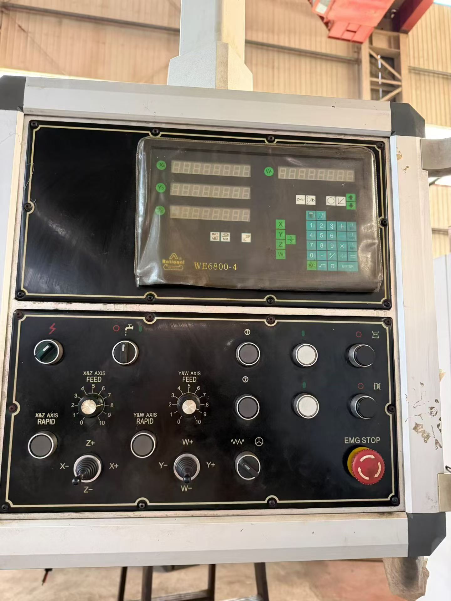 Used Guangdong Large Milling Machine with Side Milling Head photo 4
