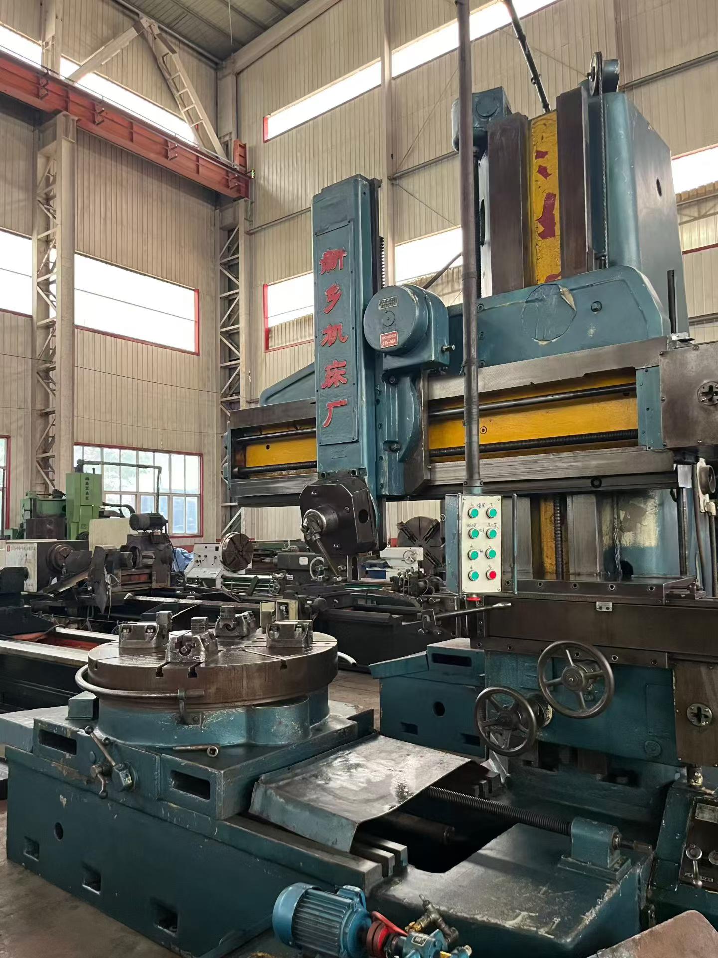 Máy Tiện Đứng Di Động Đã Qua Sử Dụng - Ít Dùng, Mới Về