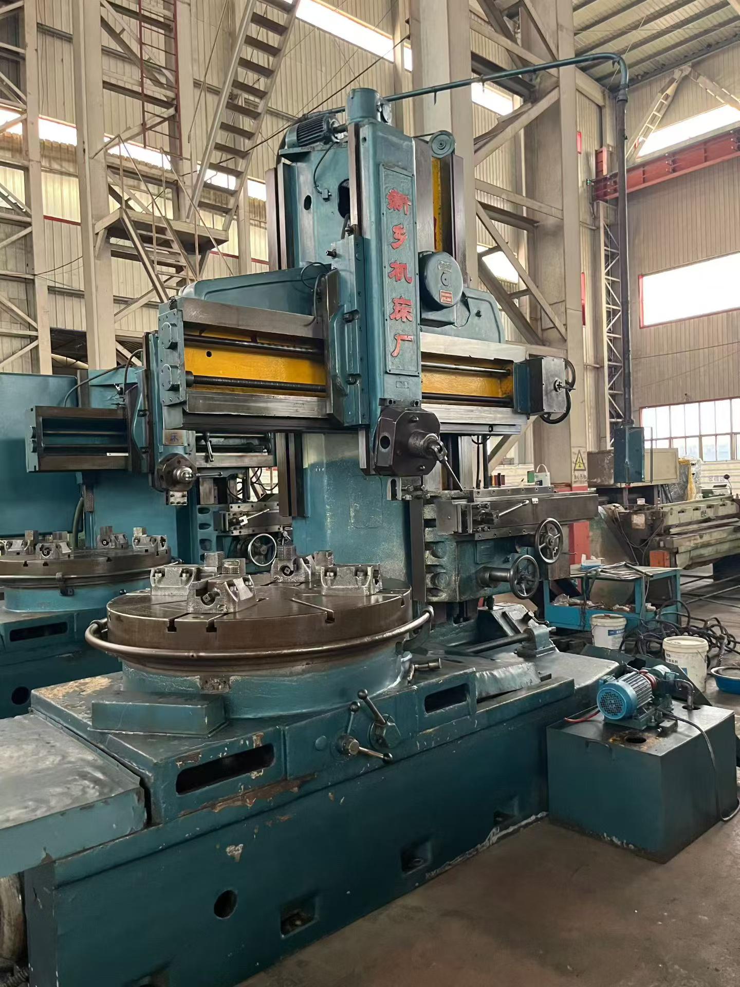 Used Mobile Vertical Lathe - Little Used, Just Arrived photo 4