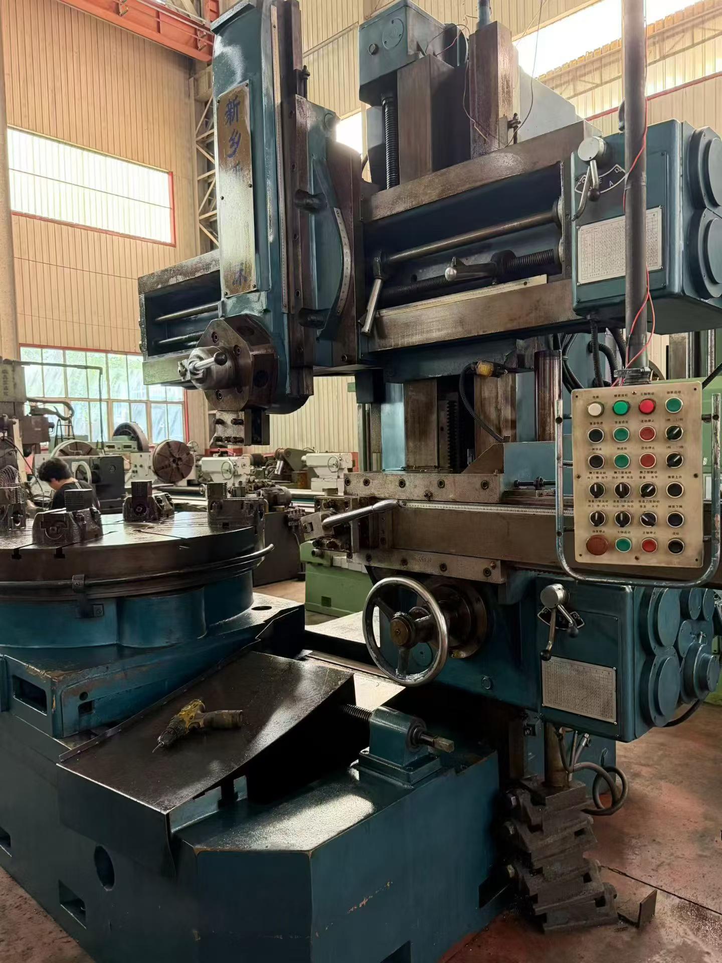 Used Vertical Lathe – First Unit Just Arrived in Xinxiang photo 9