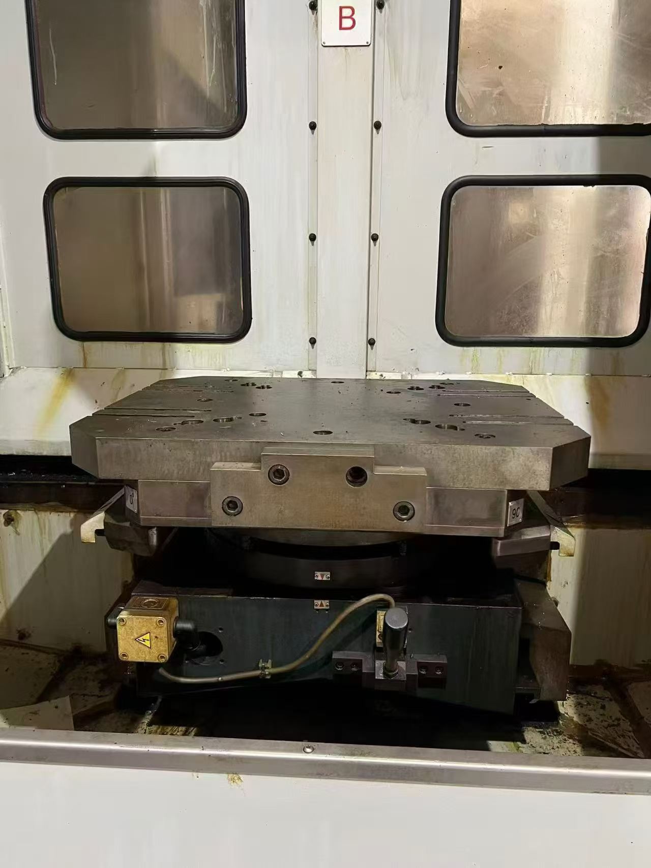 Used You Ji HMC 500 BP Horizontal Machining Center with FANUC photo 3