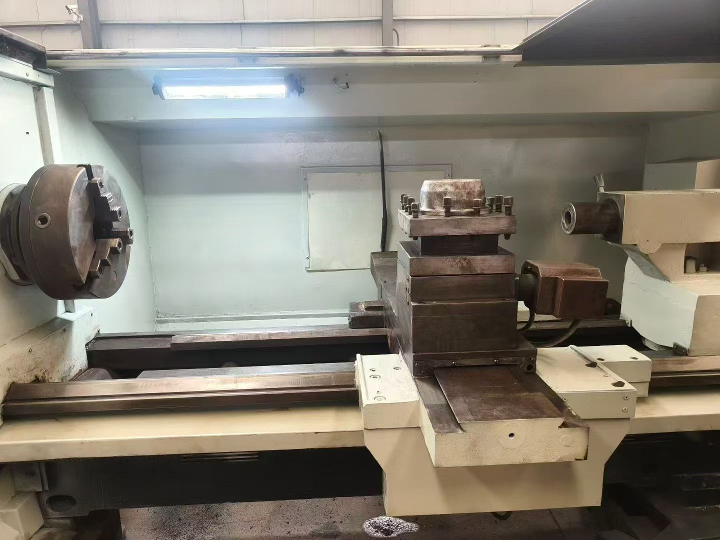 Used Dandong Huajun 6180 Lathe (2019) photo 2