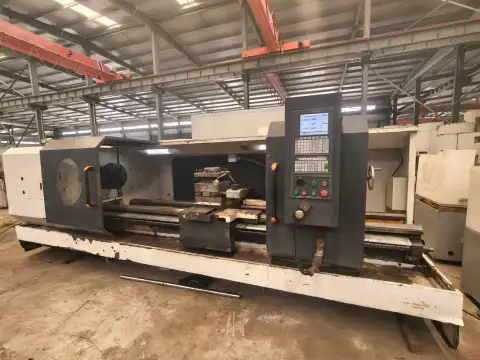 Torno CNC usado de 3.8 m con GSK TDc
