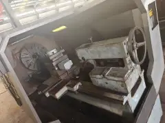 Used Yunnan 6180 Lathe with 1.5 m Center Distance and Variable Frequency Drive photo 2