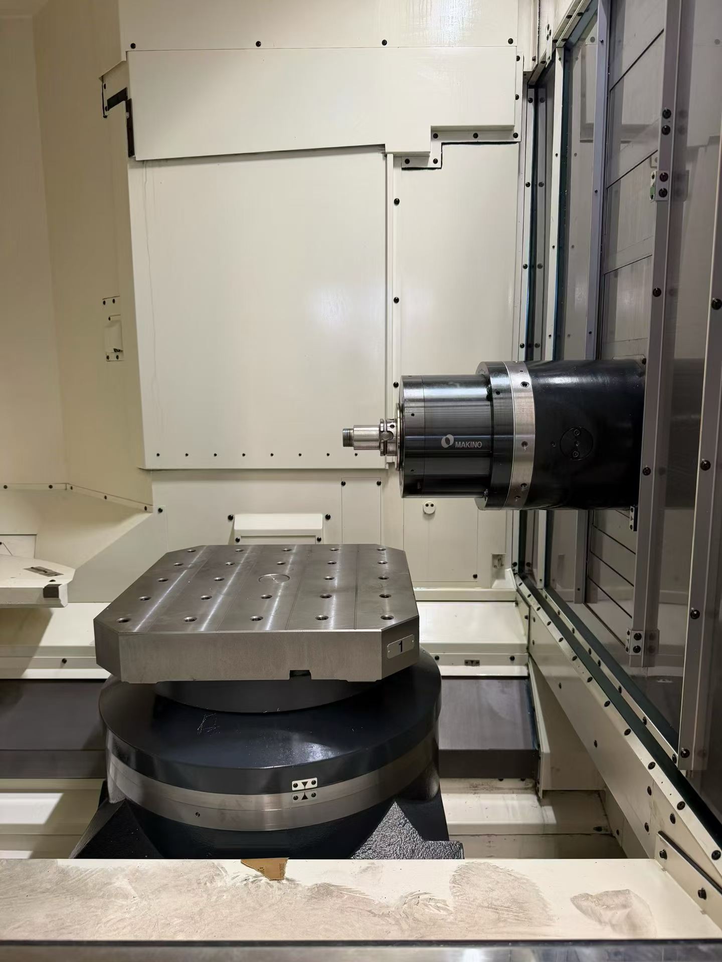 Used Makino A 61 NX Horizontal Machining Center photo 3