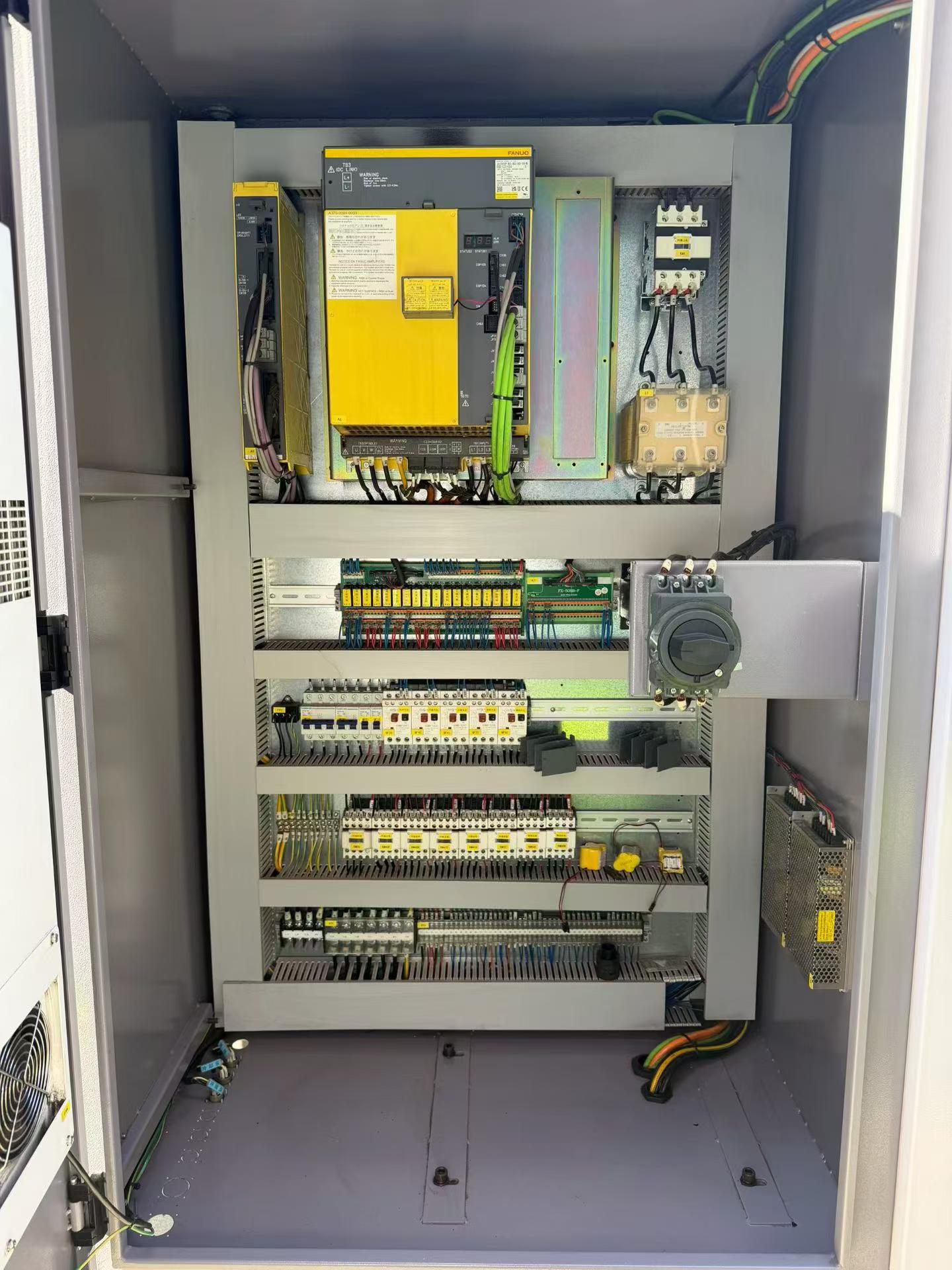 Used Wannan Xinnuo 1060 B Heavy-Duty Vertical Machining Centers (3 Units) with FANUC Plus photo 7