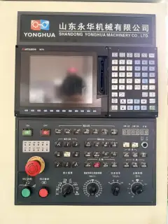 Used Yonghua 1060 Vertical Machining Center with Mitsubishi M 70 A photo 2
