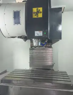 Used Huaqun V 855 Vertical Machining Center with Mitsubishi M 80 photo 3