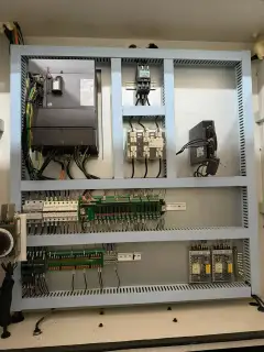 Used JONE HD-T 640 Vertical Machining Center with Mitsubishi M 80 V photo 2