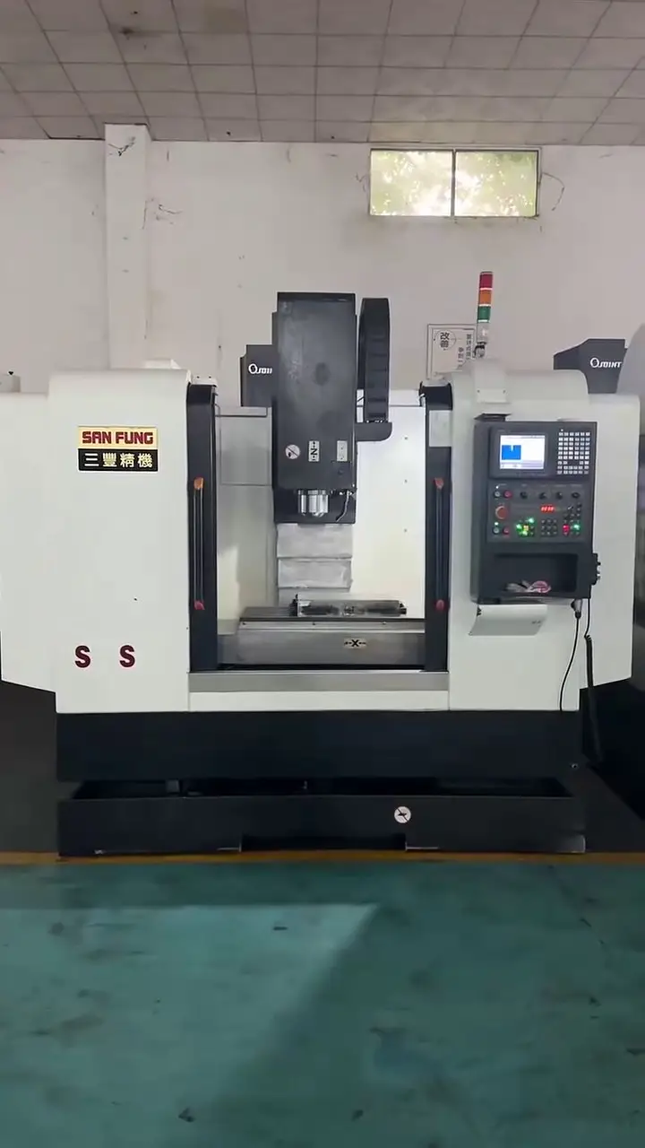 Used 850 Three-Axis Box Guideway Mold Machining Center photo 1