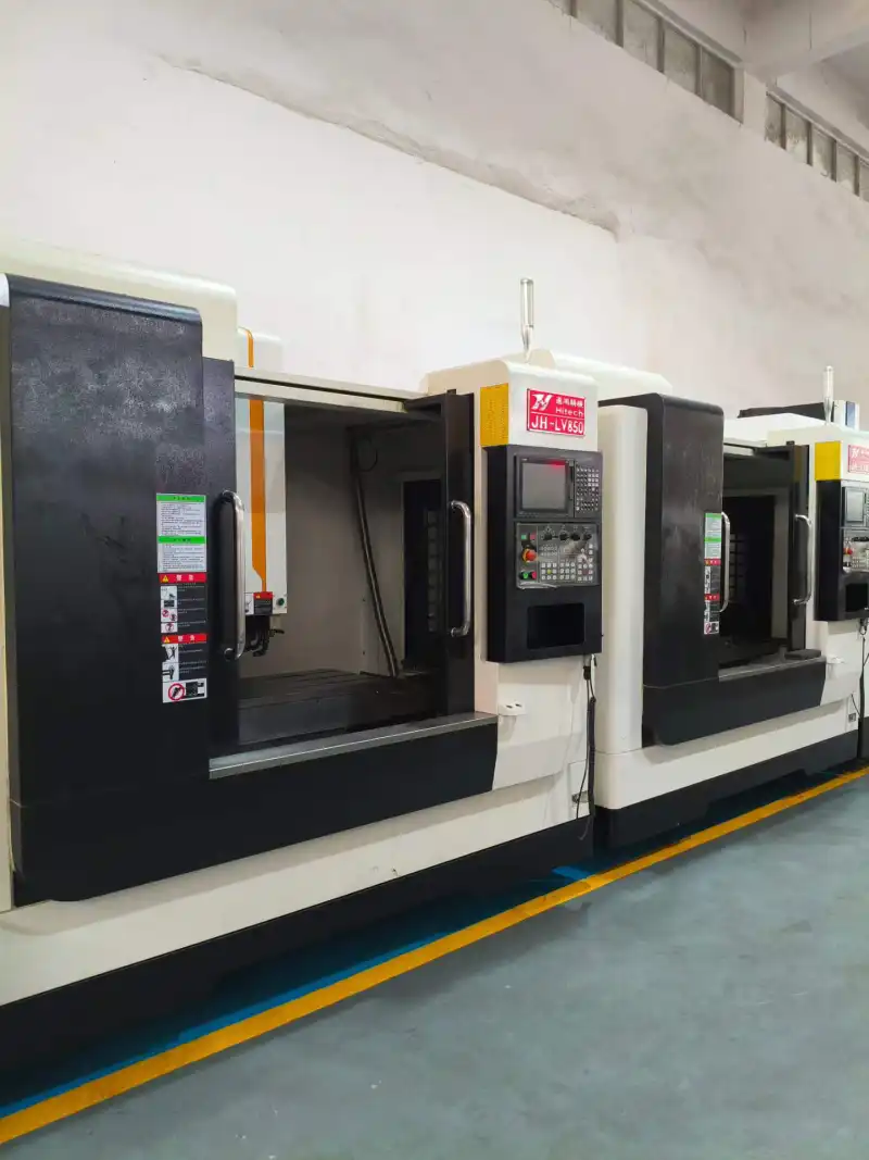 Used Jinhong JH-LV 850 Vertical Machining Center with Mitsubishi M 80 photo 1