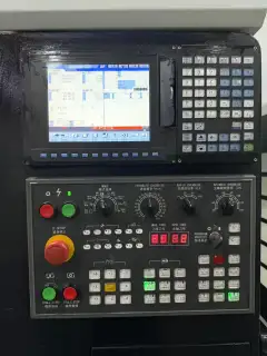 Used VGC V 8 Vertical Machining Center with Mitsubishi M 70/M 80 photo 4