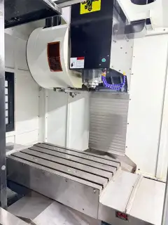 Used VGC V 8 Vertical Machining Center with Mitsubishi M 70/M 80 photo 6