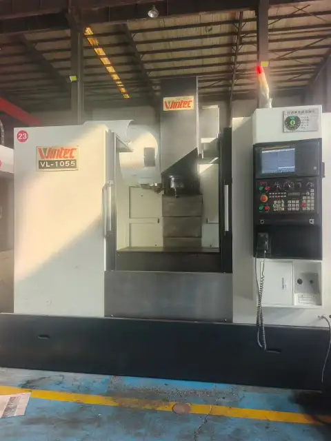 2 unidades usadas de centro de mecanizado Daqiao 1055 con FANUC MF Plus