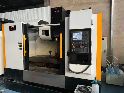 Centro de mecanizado vertical 1160 premium con el sistema FANUC más reciente