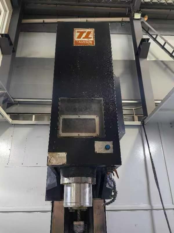 Used TAIZHUN TV 1680 CNC Milling Machine with FANUC photo 4