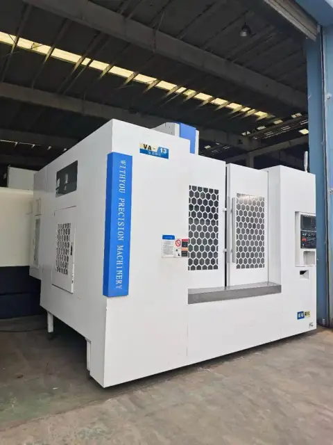 Fresadora CNC Weiyou VA-1370 usada con control FANUC 0i-MF Plus