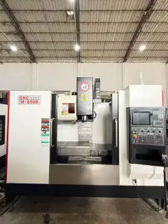 Used Huaqun 850 Vertical Machining Center with Mitsubishi M 80 Control photo 1