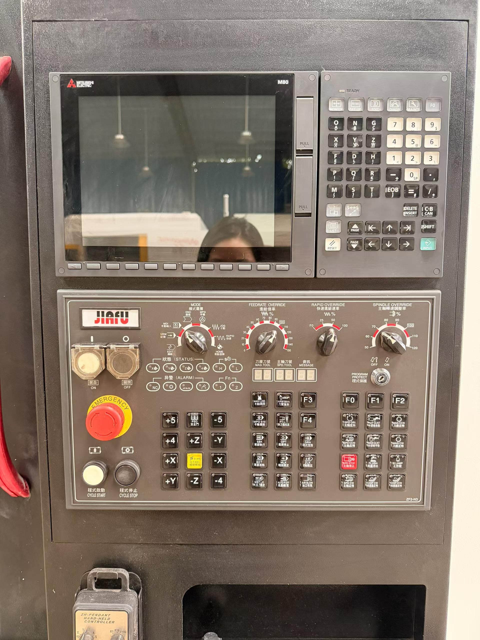 Used Jiafu 850 L Vertical Machining Center with Mitsubishi M 80 photo 3