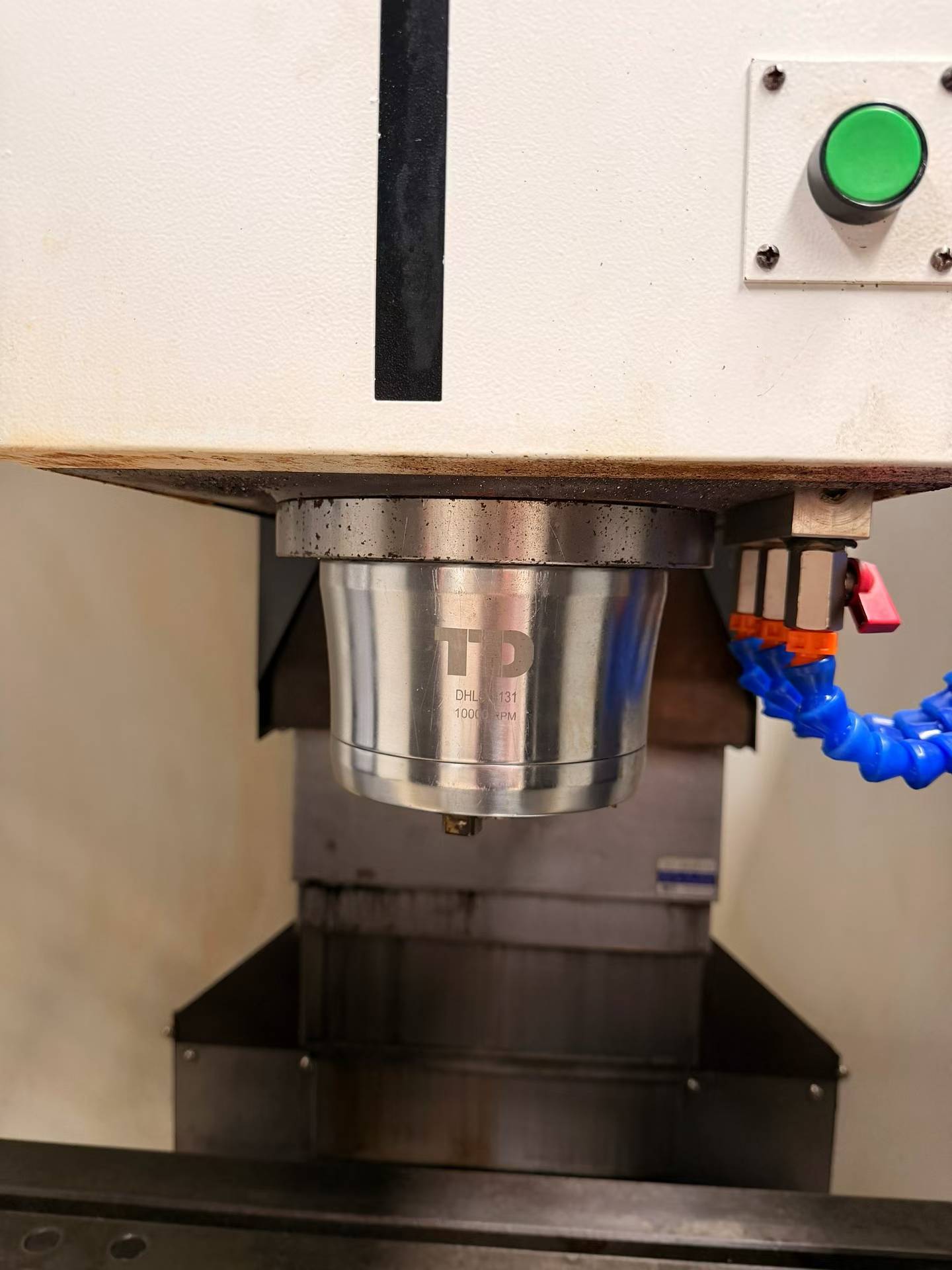 Used Jiafu 850 L Vertical Machining Center with Mitsubishi M 80 photo 4