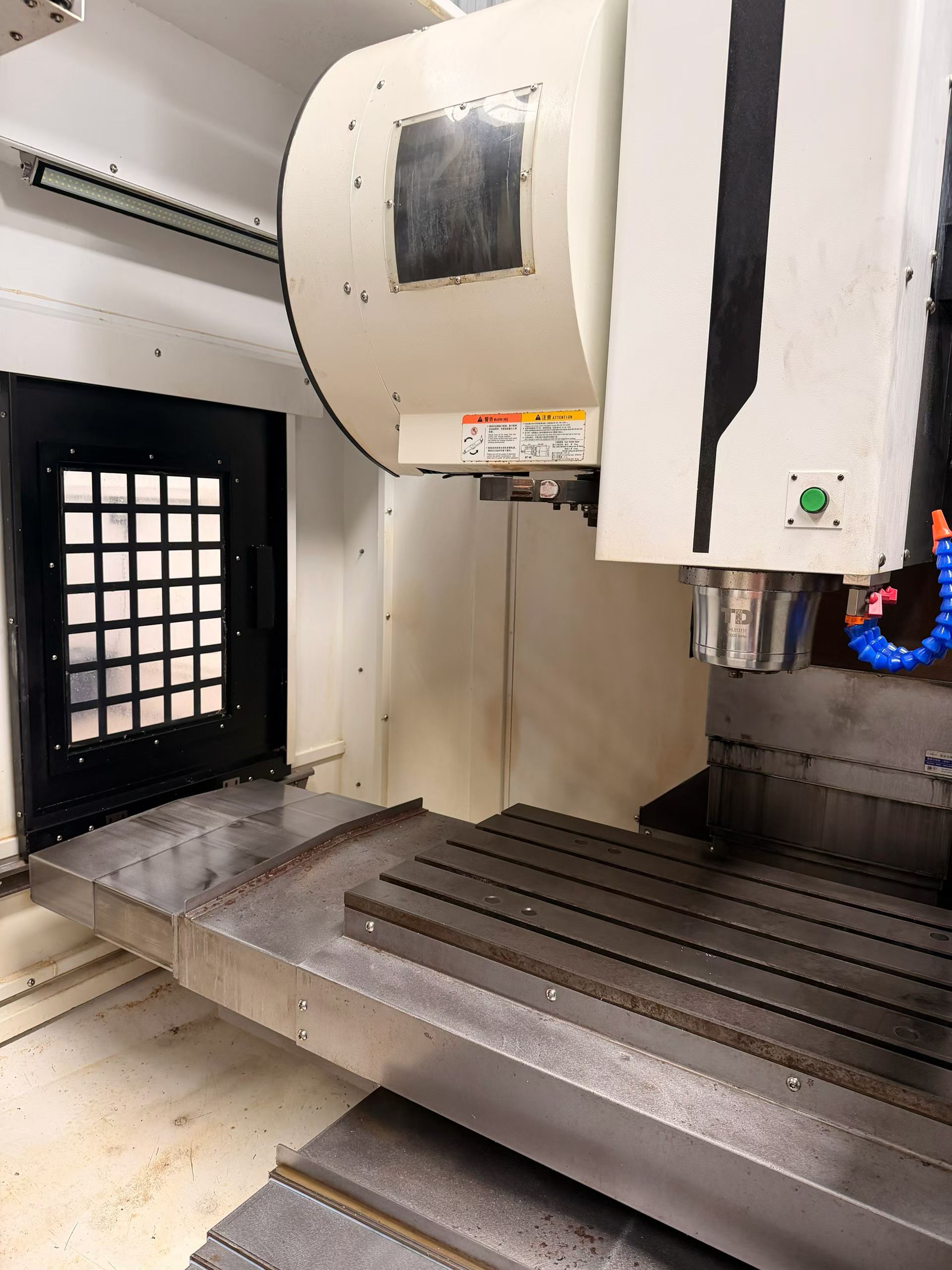 Used Jiafu 850 L Vertical Machining Center with Mitsubishi M 80 photo 5