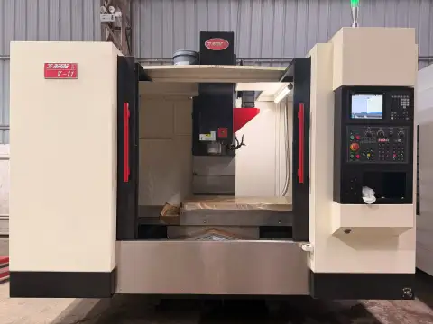 Used JiRFINE V 11 Vertical Machining Center with Mitsubishi M 80
