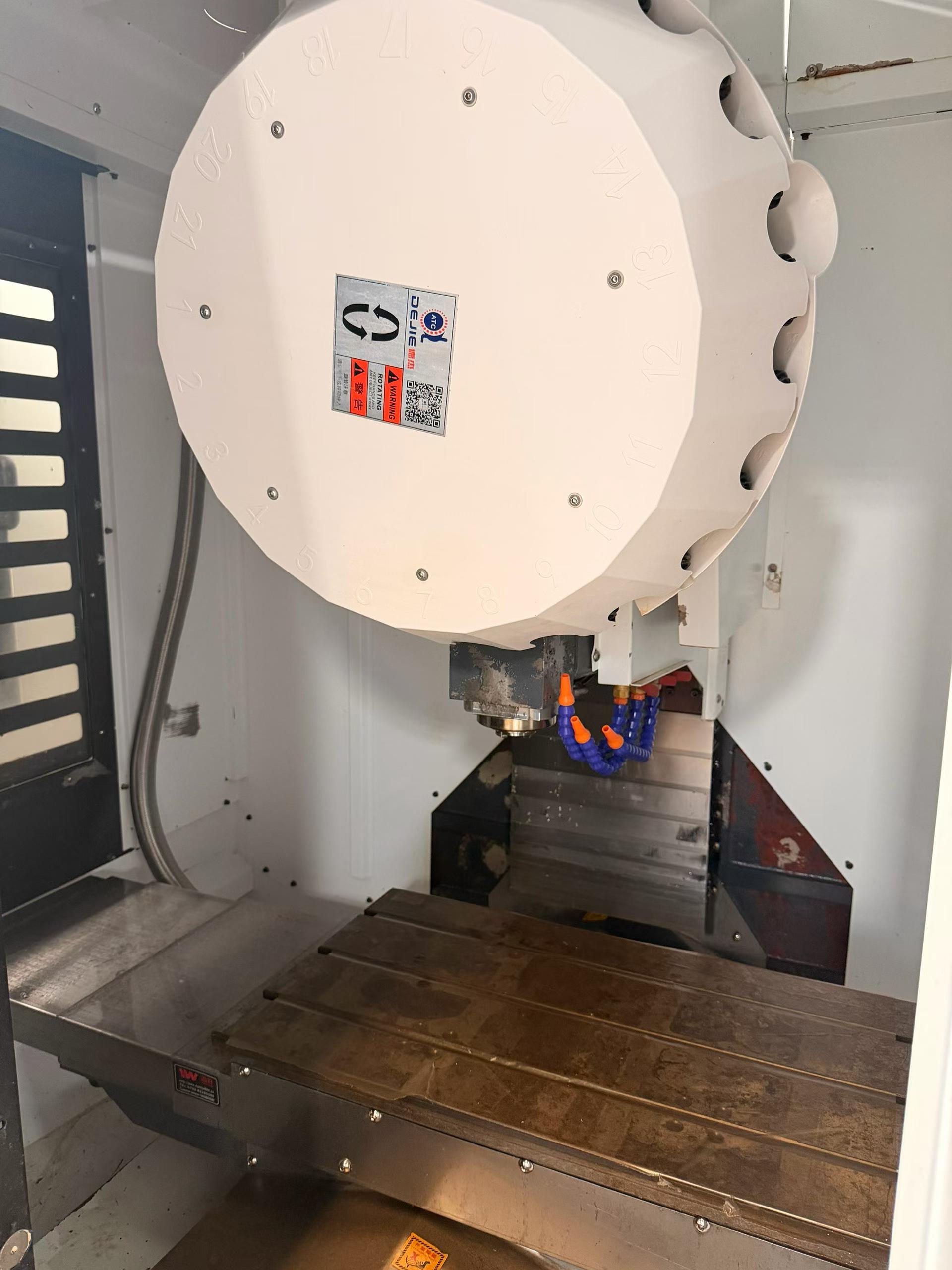 Used JONE T 7 CNC Vertical Machining Center with Mitsubishi M 80 Control photo 3