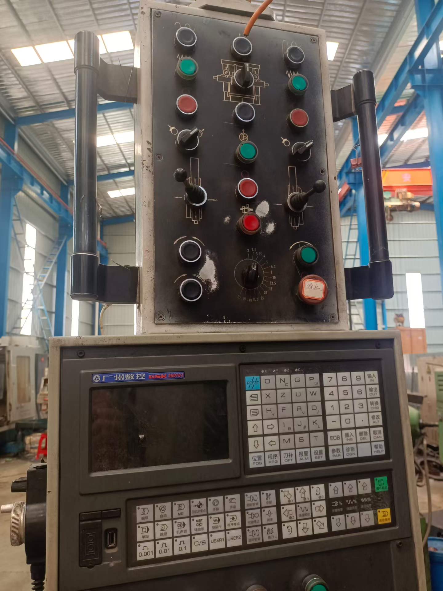 Used Wuhu Hengsheng 2.5 m CNC Vertical Lathe photo 8
