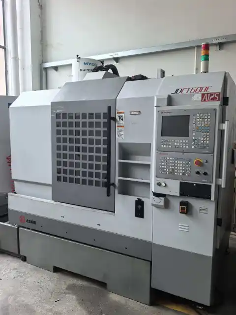 Used Beijing Jingdiao JDCT 600 E-A 12 S CNC Machining Center