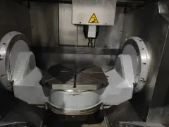 Used Hermle C 30 U 5-Axis Vertical Machining Center with HEIDENHAIN iTNC 530 photo 6