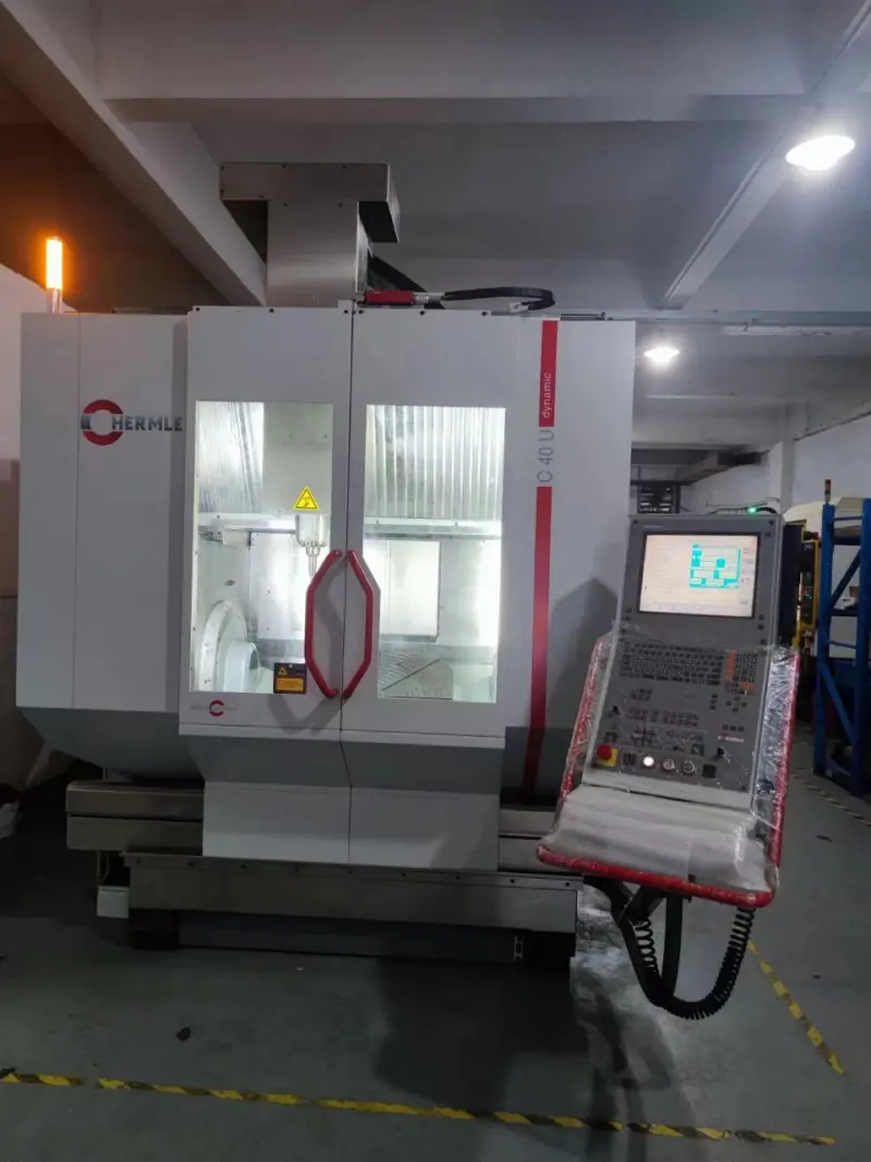 Used Hermle C 40 U 5-Axis Simultaneous Vertical Machining Center photo 1